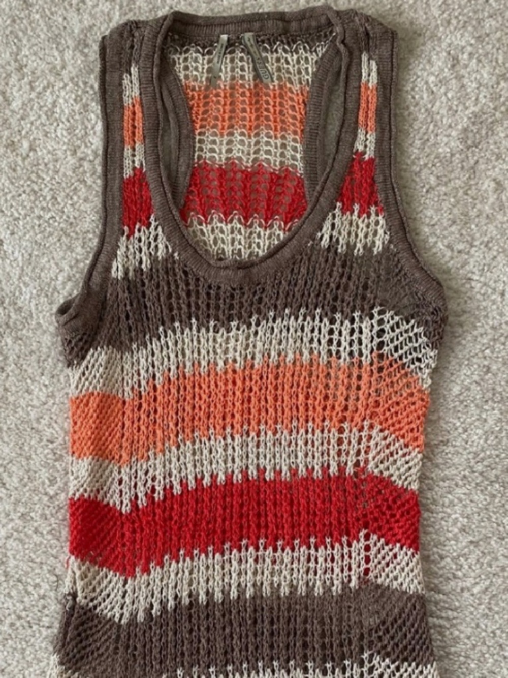 Guess Scoop Neck Racerback Knit Tank Top Women’s Size Medium
